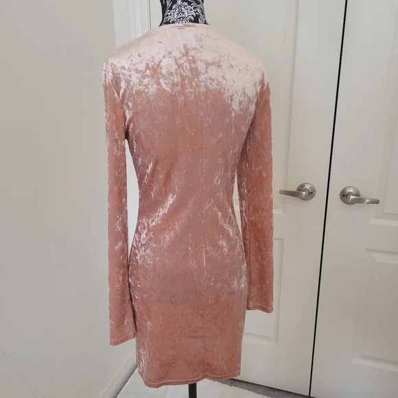 Velvet dress - Picture 3 of 4